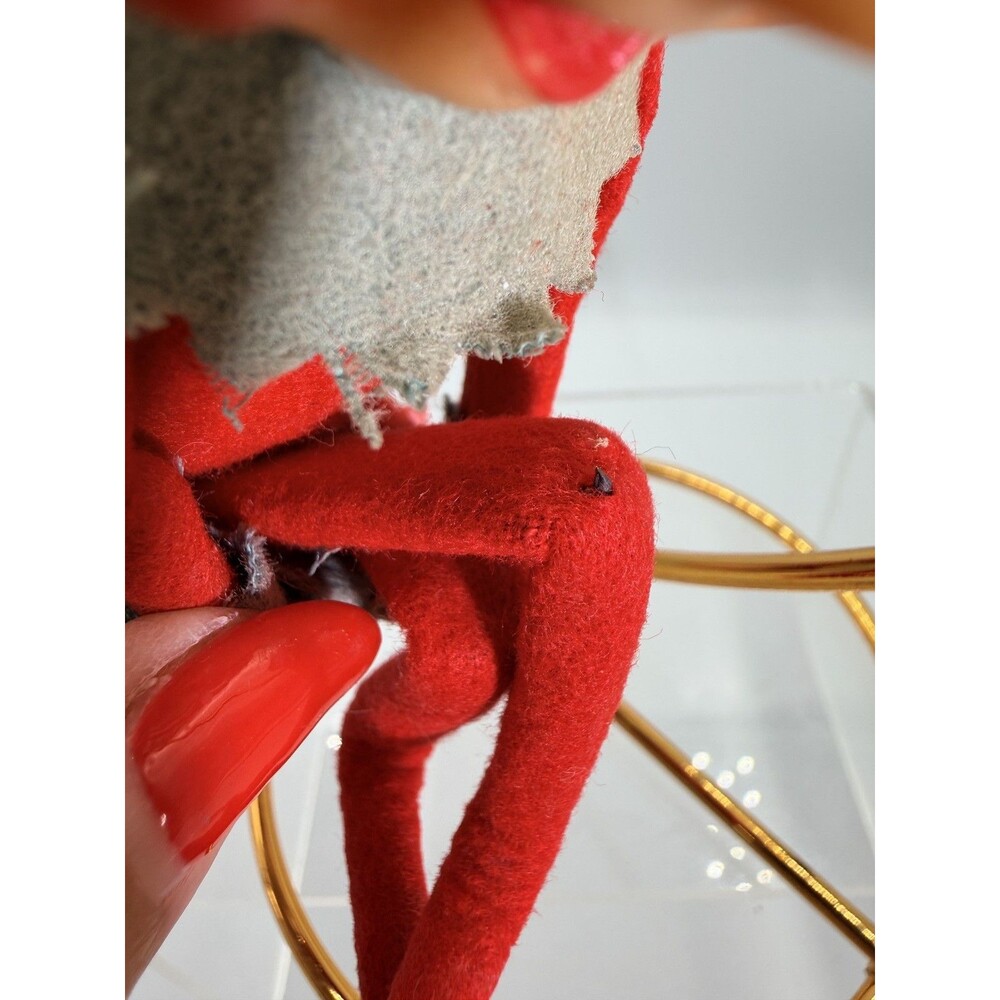 Vintage Christmas Elf Ornament Knee Hugger Red Felt Poseable Pixie Retro - Picture 12 of 13